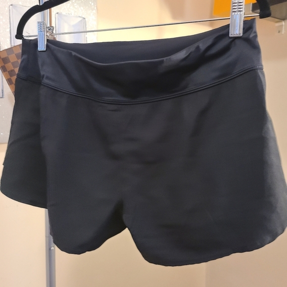 NIKE ATLETIC SHORTS - Picture 2 of 4